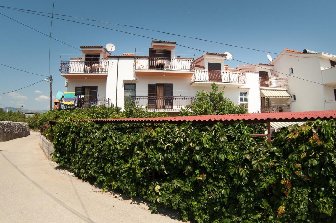 Apartments By The Sea Slatine, Ciovo - 12176 Extérieur photo