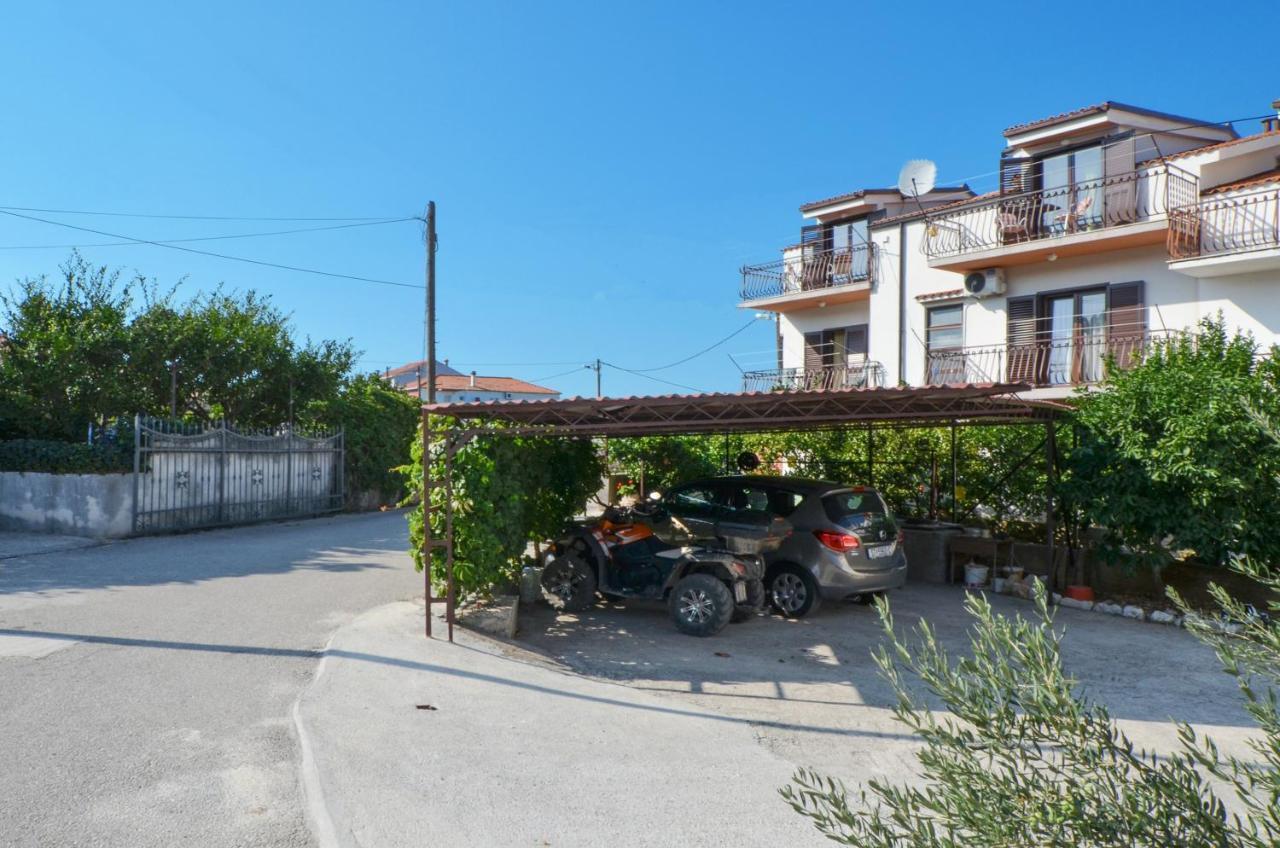 Apartments By The Sea Slatine, Ciovo - 12176 Extérieur photo