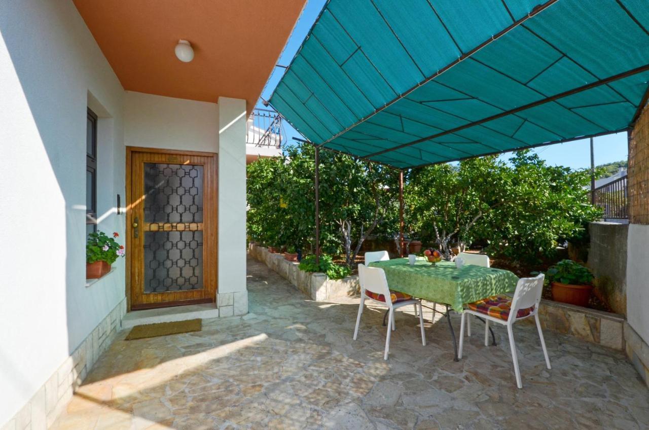 Apartments By The Sea Slatine, Ciovo - 12176 Extérieur photo