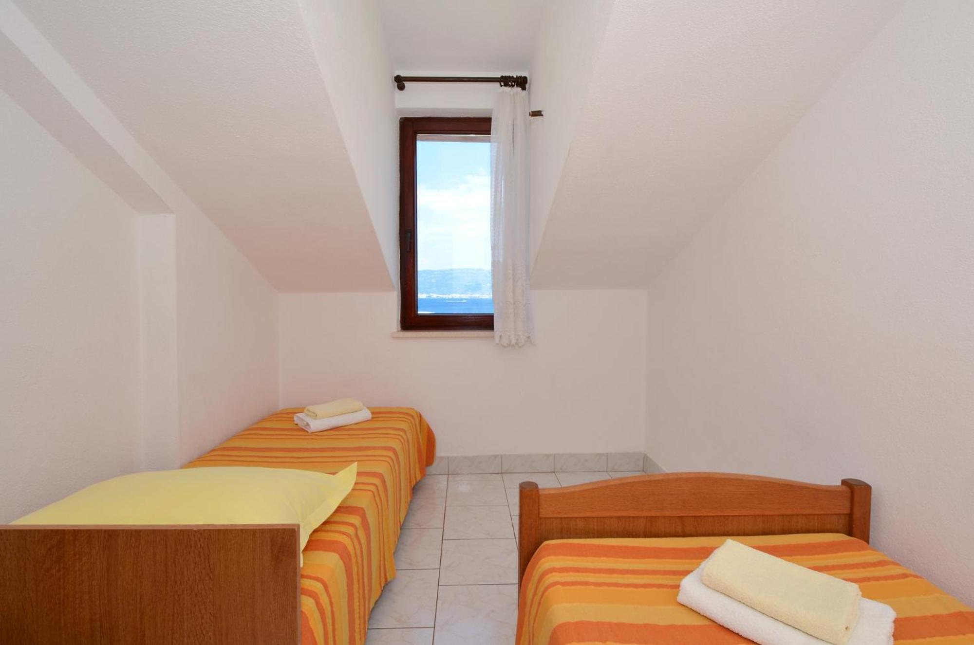 Apartments By The Sea Slatine, Ciovo - 12176 Chambre photo